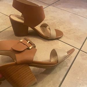 Studio Isola Chunky Sandal heel